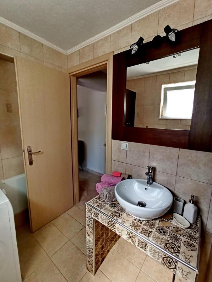 Hapilis Apartment Alexandroúpolis Ngoại thất bức ảnh